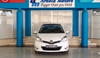 2012 Toyota Yaris 3-door 1.3 XR full