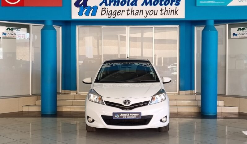 2012 Toyota Yaris 3-door 1.3 XR full
