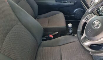 2012 Toyota Yaris 3-door 1.3 XR full