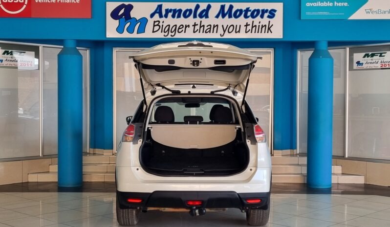 2015 Nissan X-Trail 1.6dCi 4×4 SE full