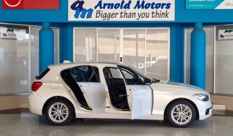 2016 BMW 1 Series 118i 5-door auto full