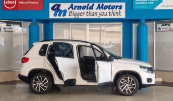 Volkswagen Tiguan 2.0TDI 4Motion Trend&Fun full