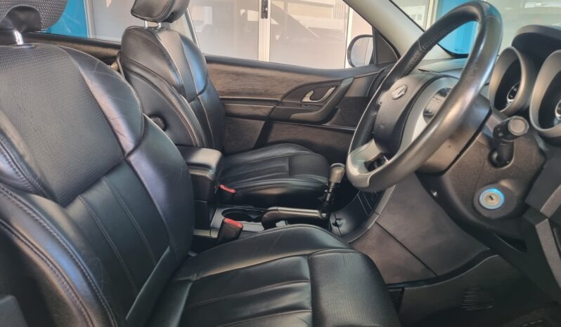 2016 Mahindra XUV500 2.2CRDe W8 AWD full