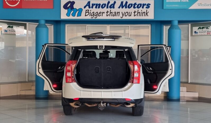 2016 Mahindra XUV500 2.2CRDe W8 AWD full