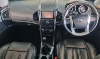 2016 Mahindra XUV500 2.2CRDe W8 AWD full