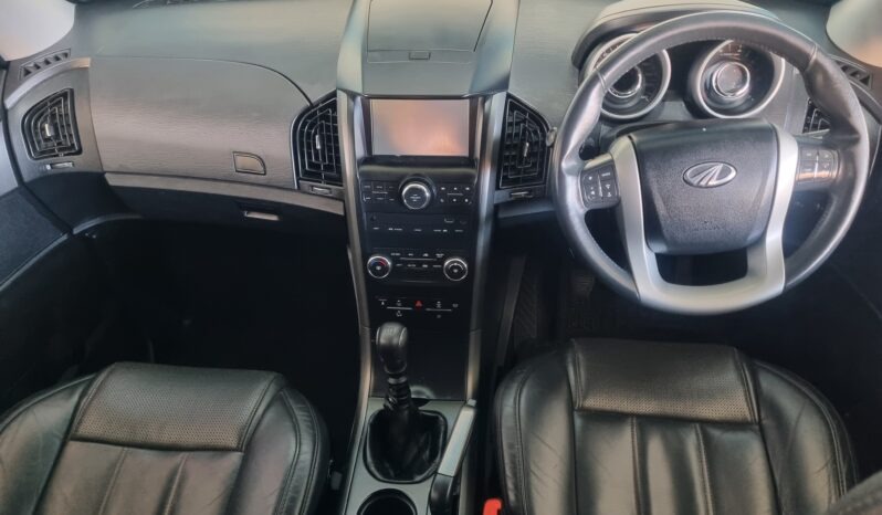 2016 Mahindra XUV500 2.2CRDe W8 AWD full
