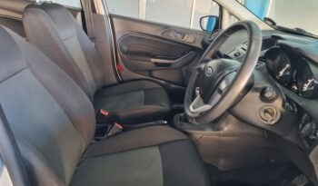 2013 Ford Fiesta 5-door 1.4 Ambiente full