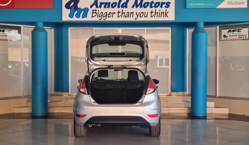 2013 Ford Fiesta 5-door 1.4 Ambiente full