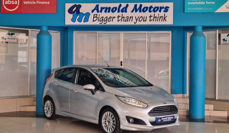 2016 Ford Fiesta 5-door 1.0T Titanium full