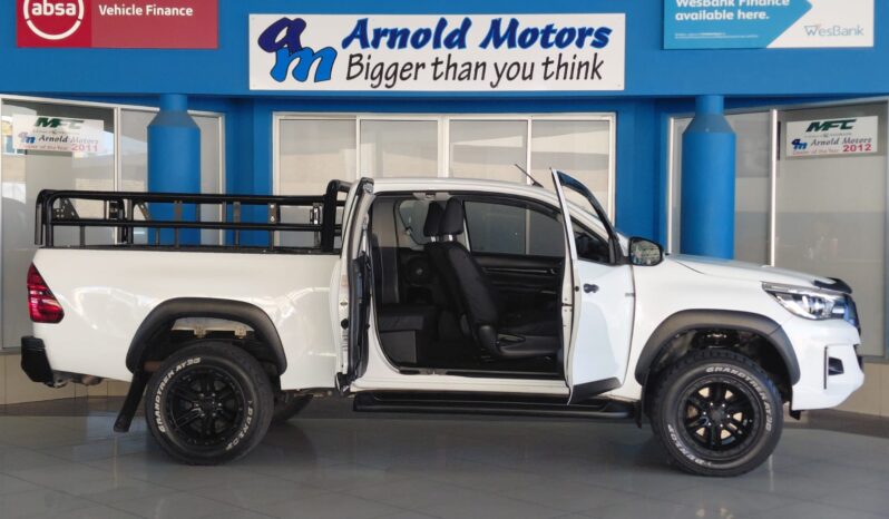 2017 Toyota Hilux 2.4GD-6 Xtra cab SRX full