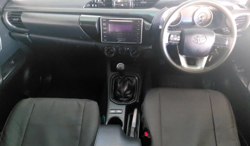 2017 Toyota Hilux 2.4GD-6 Xtra cab SRX full