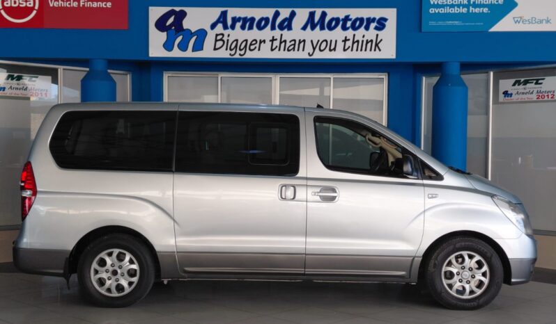 2010 Hyundai H-1 2.5VGTi bus GLS photo