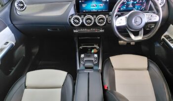 2019 Mercedes-Benz B-Class B200d AMG Line full