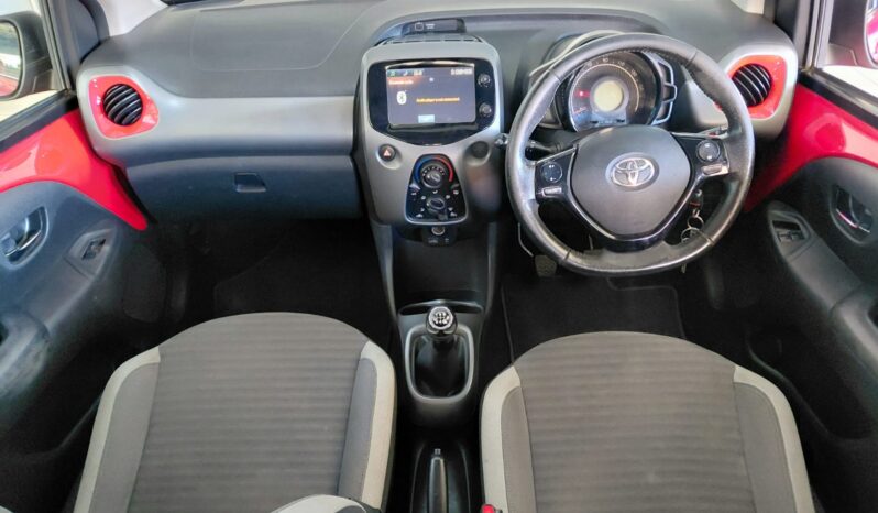 2019 Toyota Aygo 1.0 X-Play full