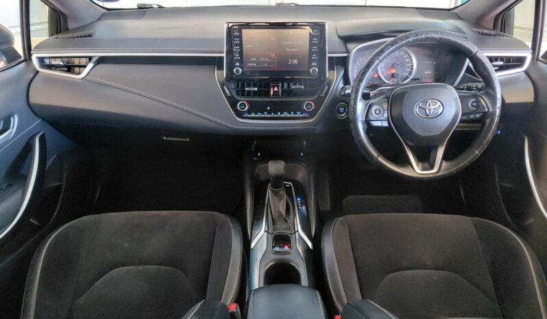 2020 Toyota Corolla hatch 1.2T XR full